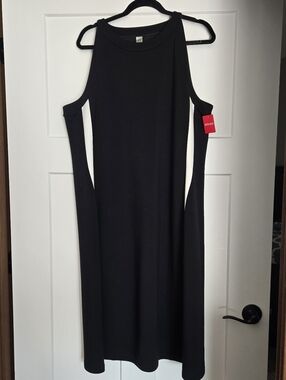 SPANX Air Essentials Black and Cream Midi Dress